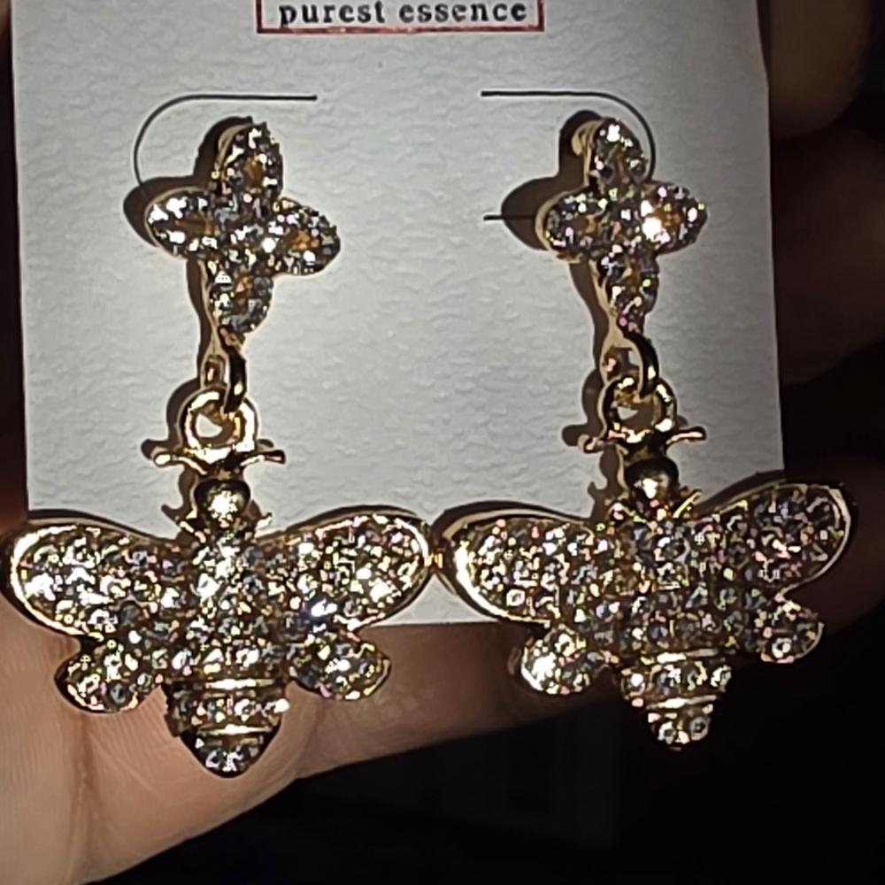 Nicole Sparkling Gold Bee Earrings